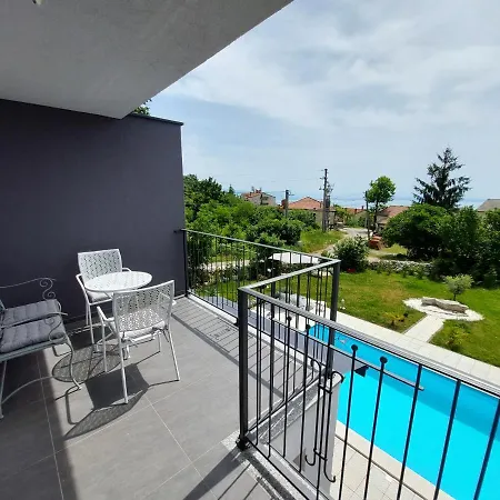 Apartment Madlen *