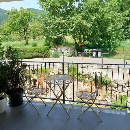 Madlen Apartment *